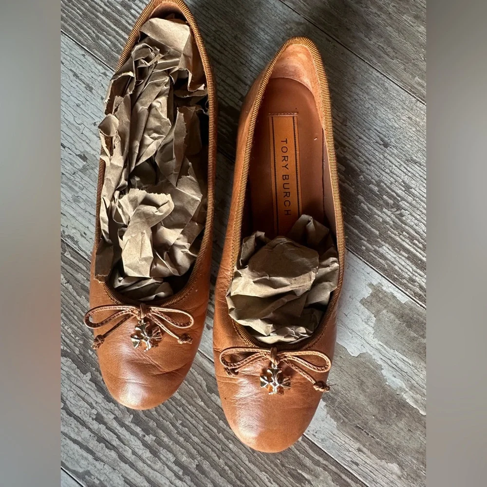 Tory Burch Goat Leather Ballet Flat Shoes,  tan color, size 8 - Picture 7 of 10
